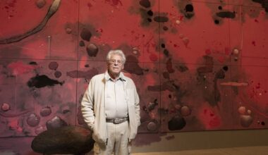 Awe grips former tobacco factory