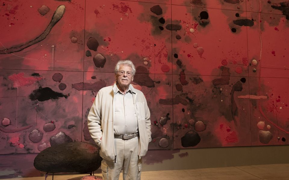 Awe grips former tobacco factory