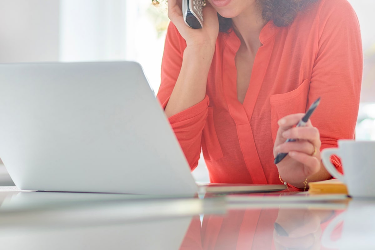 Canada needs guidelines for AI use in financial advice, report says