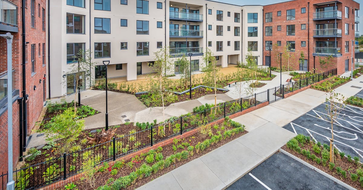 US investor seeking €80m from sale of hundreds of social housing units – The Irish Times