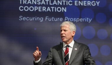 US urges Europe to stick to oil and gas, not renewables