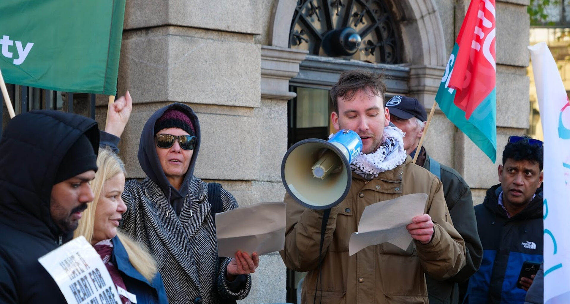 NGO holds family reunification protest outside Dáil