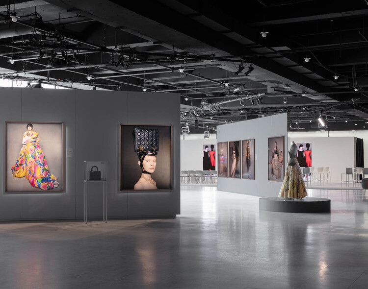 UBS HOC x Dior Exhibition / opng - Interior Photography
