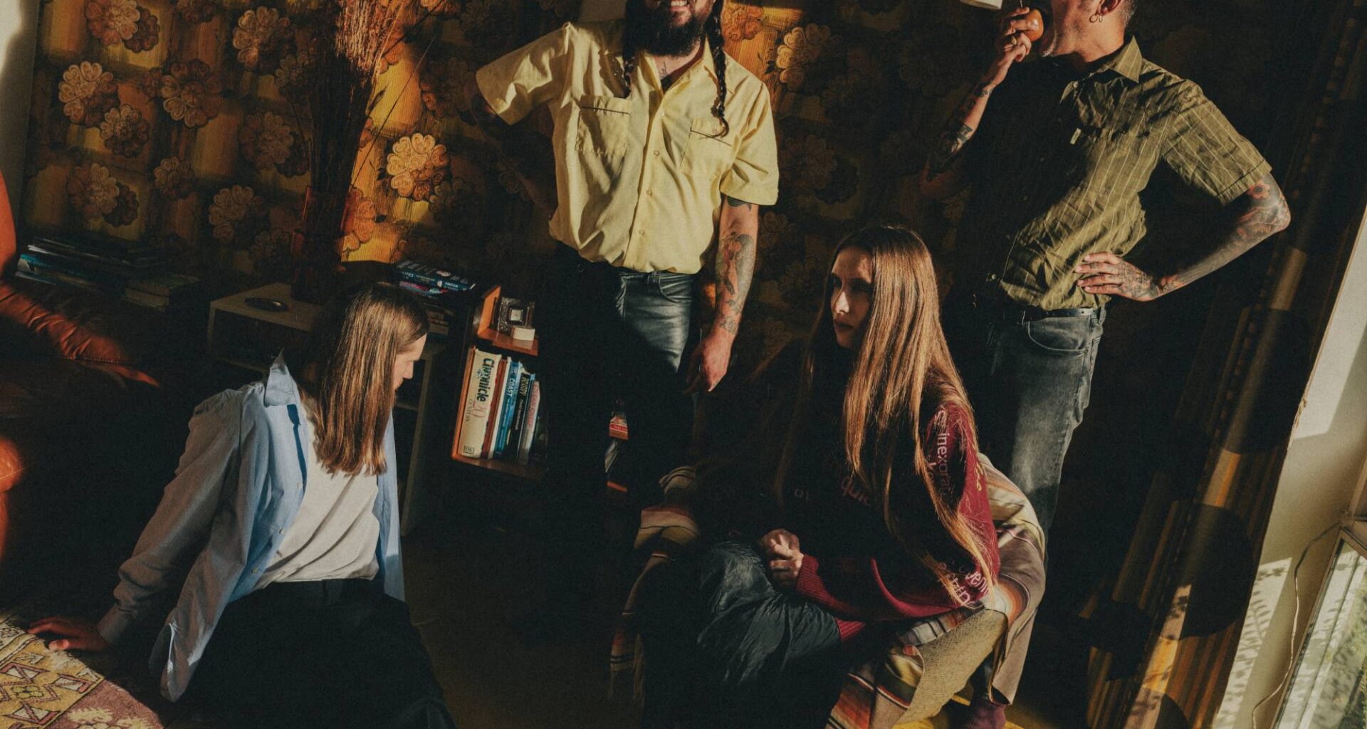 Dry Cleaning share wiry, deadpan single 'Cruise Ship Designer' and announce intimate UK outstore shows