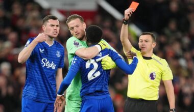 Idrissa Gueye applauded by Everton team-mates after apologising for Michael Keane slap – The Irish Times
