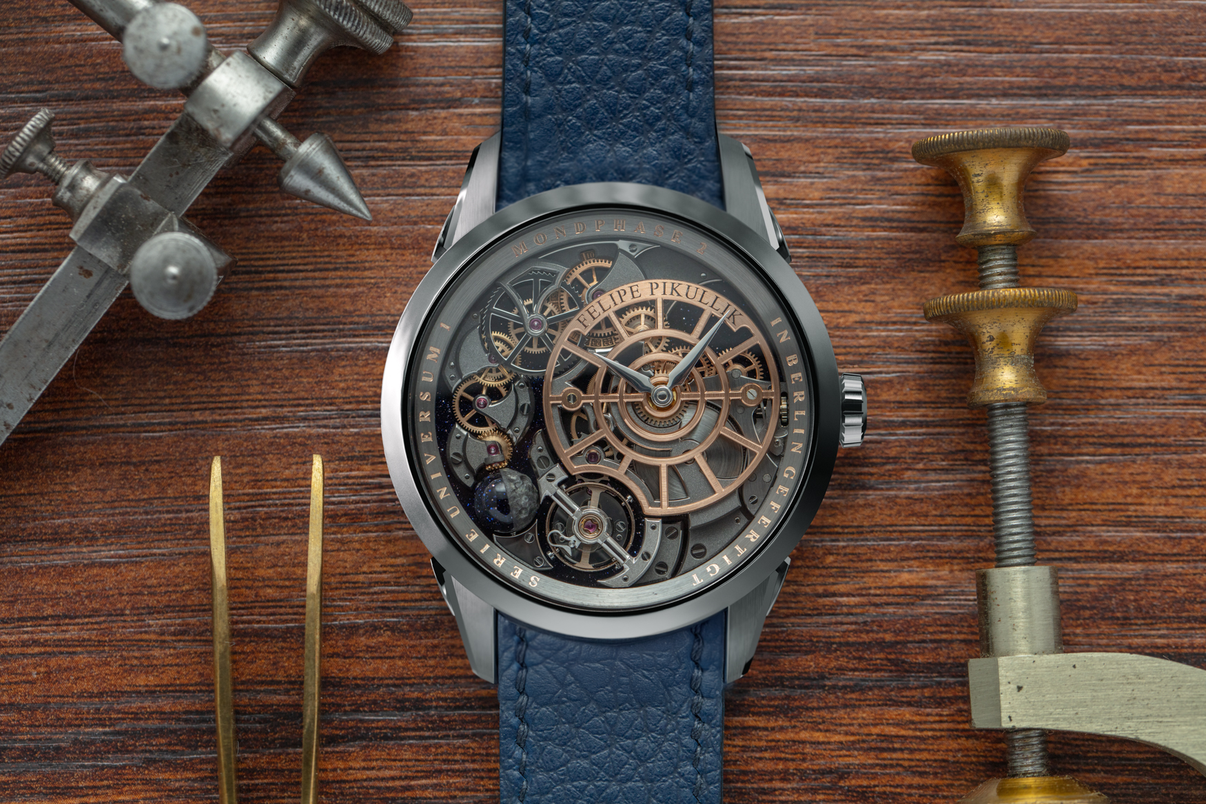 Felipe Pikullik Moonphase II Steel Lifestyle