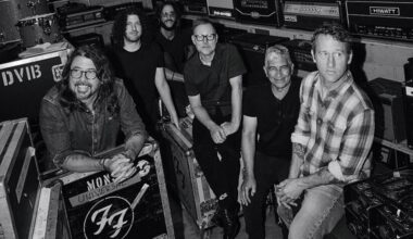 Foo Fighters' 'Asking for a Friend' Tops Rock & Alternative Airplay