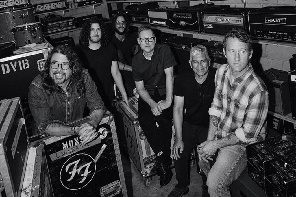 Foo Fighters' 'Asking for a Friend' Tops Rock & Alternative Airplay