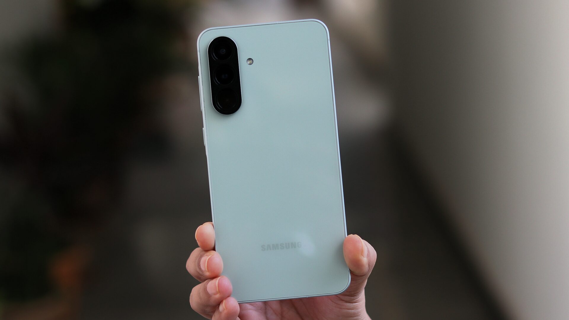 galaxy a56 review – design 1
