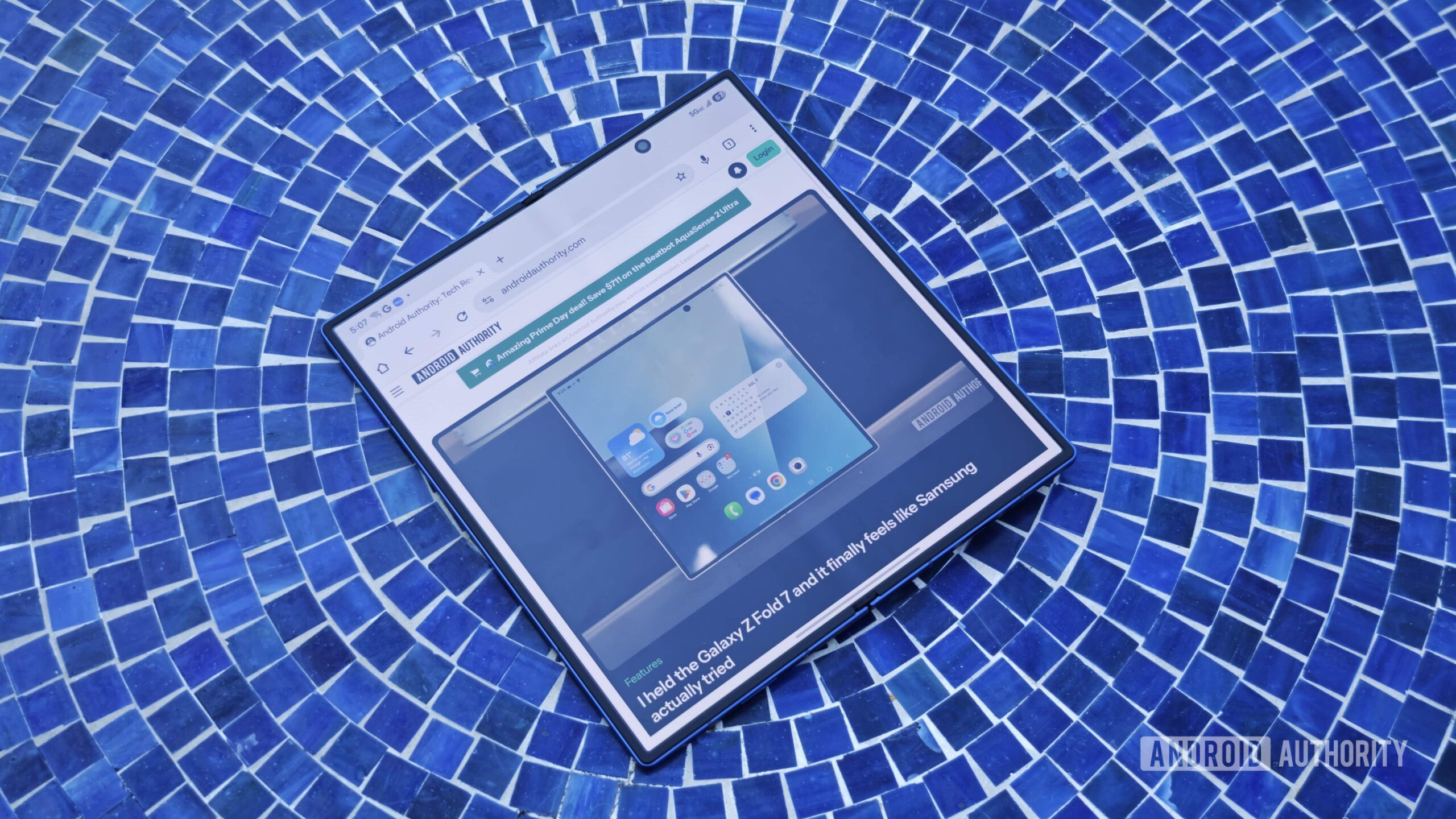 Galaxy Z Fold 7 unfolded laying down on table close hero image Galaxy Z Fold 7 unfolded laying down on table close hero image