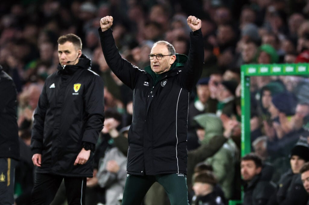 Martin O'Neill celebrates Celtic's third goal against Falkirk