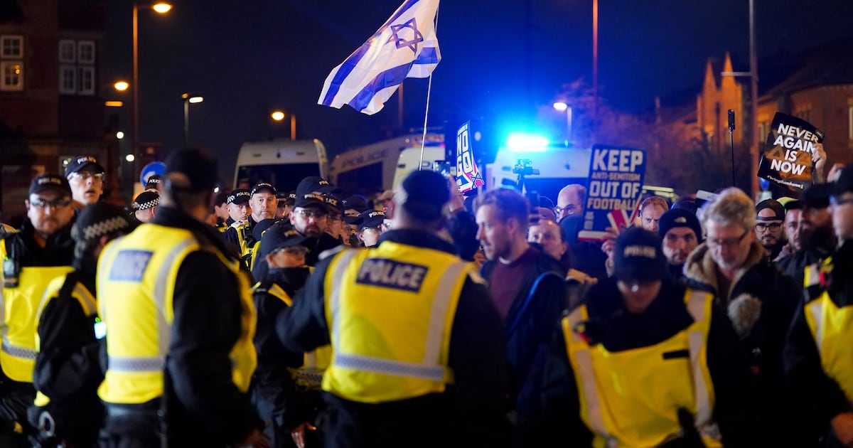 Britain’s divided and disenfranchised goad each other at Villa v Maccabi Tel Aviv match – The Irish Times