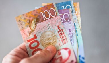 Where to find the best tips to live a frugal life – Diana Clement