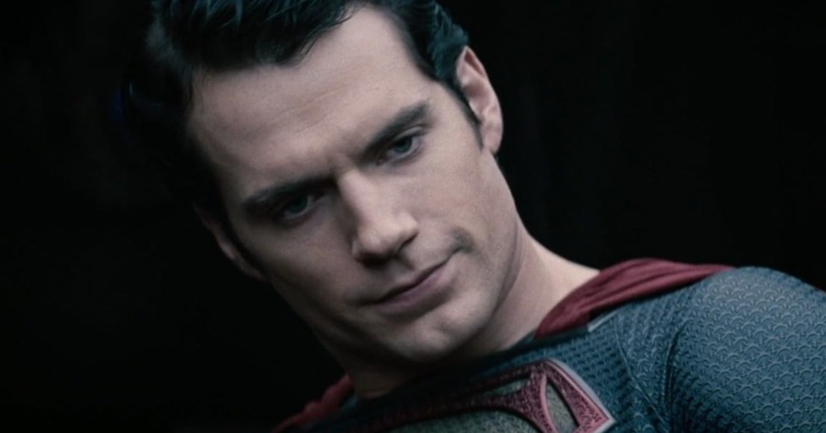 Zack Snyder Celebrates Veterans Day With Henry Cavill’s Superman Photo - Comic Book Movies and Superhero Movie News