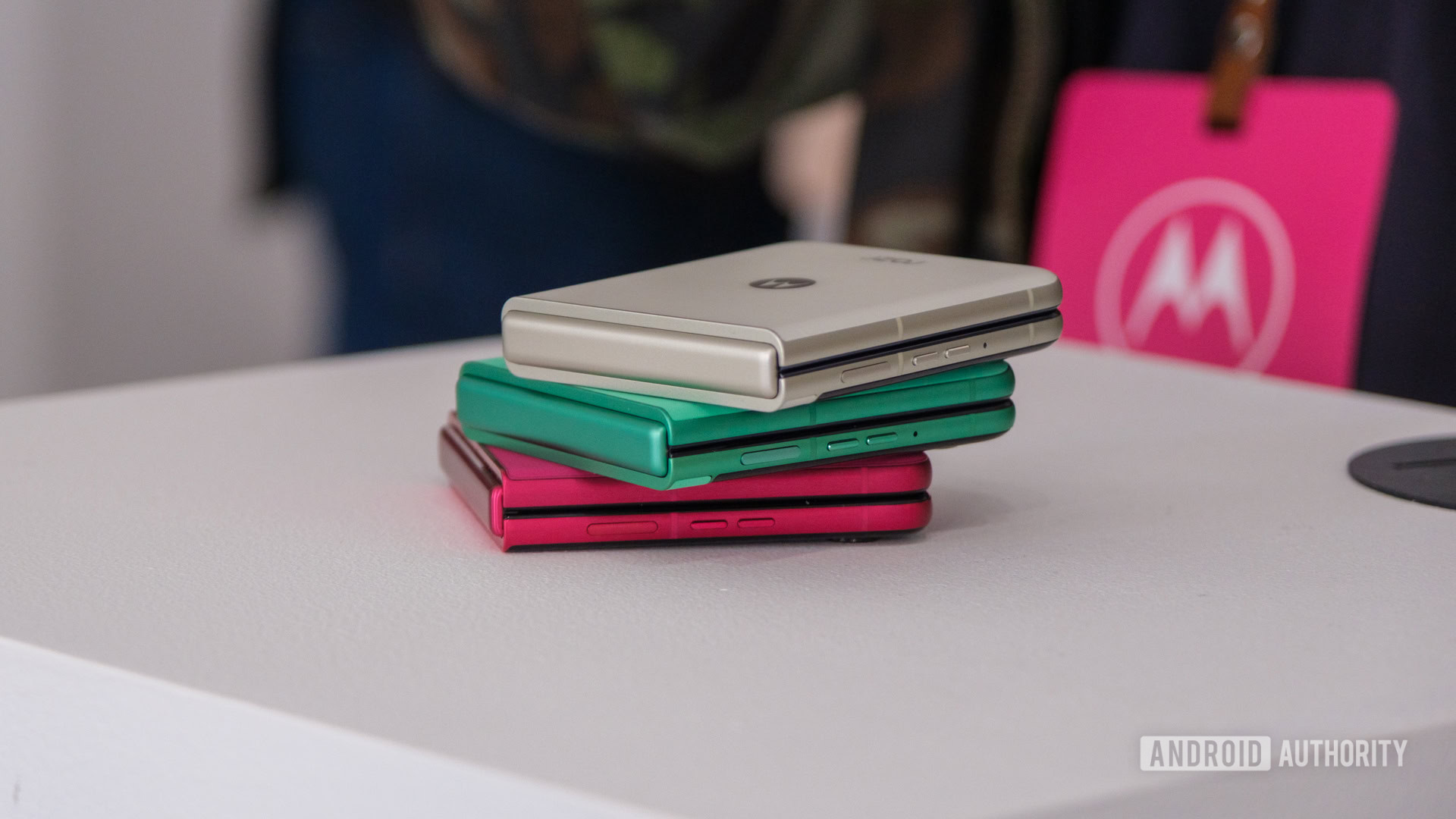 Motorola Razr 2025 stacked up colors Motorola Razr 2025 stacked up colors