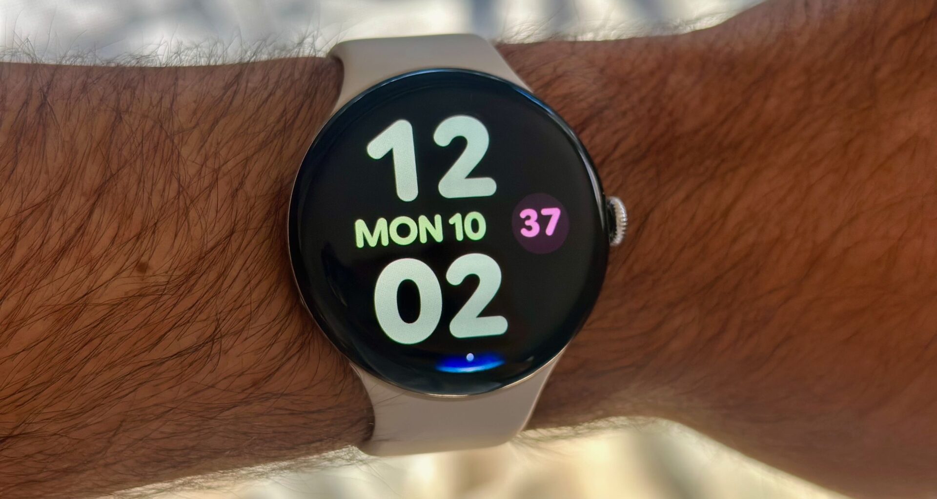 How to set up and customize Gemini Raise to Talk on the Pixel Watch 4