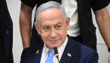 Binyamin Netanyahu submits request to president for pardon in corruption trial – The Irish Times
