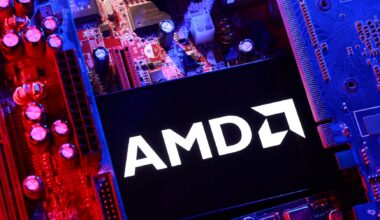 AMD forecasts fourth-quarter revenue above estimates on strong AI chip demand