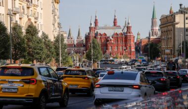 Russia's car market faces bleak 2026 as scrappage fees drive prices up