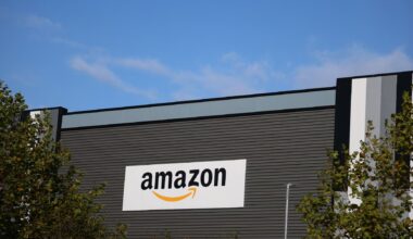 Amazon pushes in-house AI coding tool Kiro over competitors', memo shows