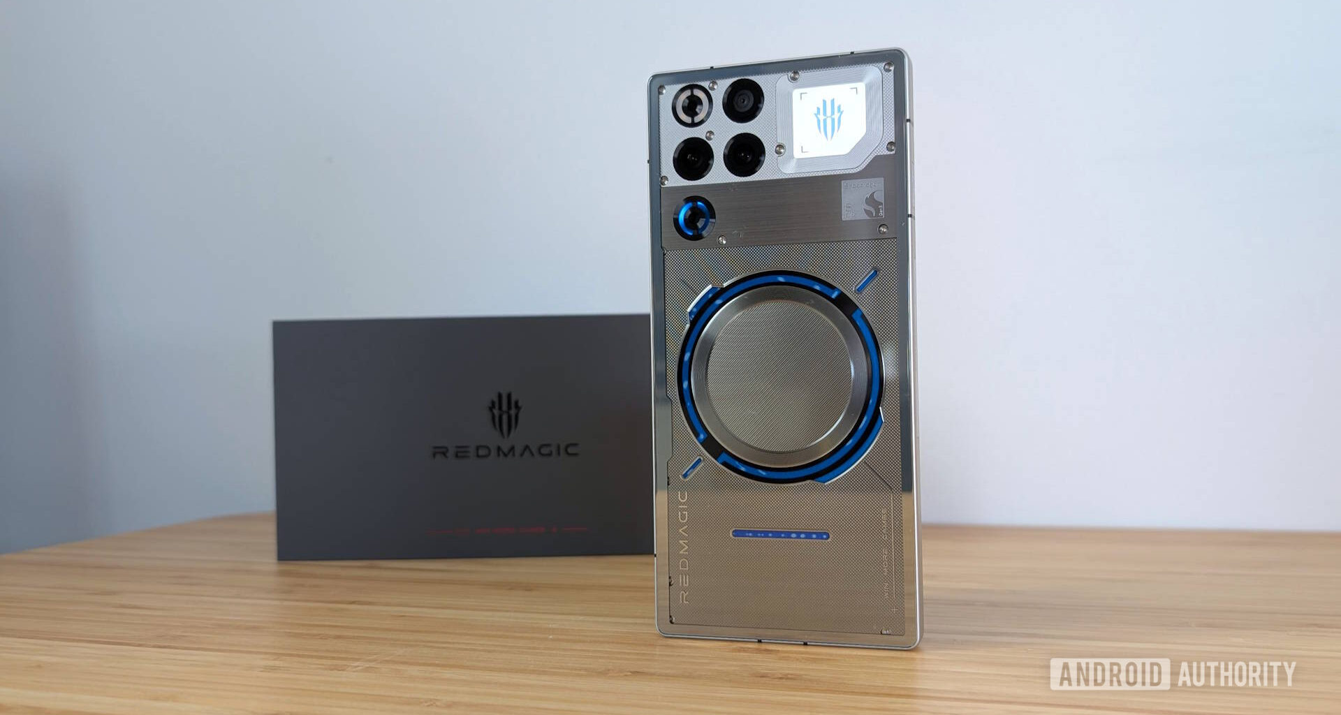REDMAGIC 11 Pro with box