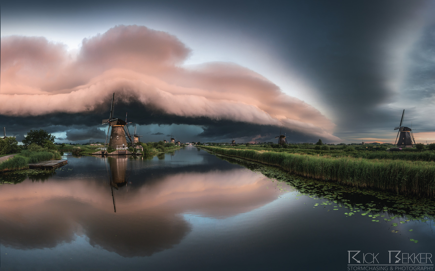 Rick-Bekker-A-storm-is-coming