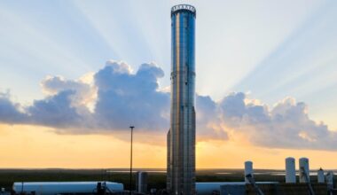 SpaceX's new Starship Super Heavy booster explodes in Texas testing