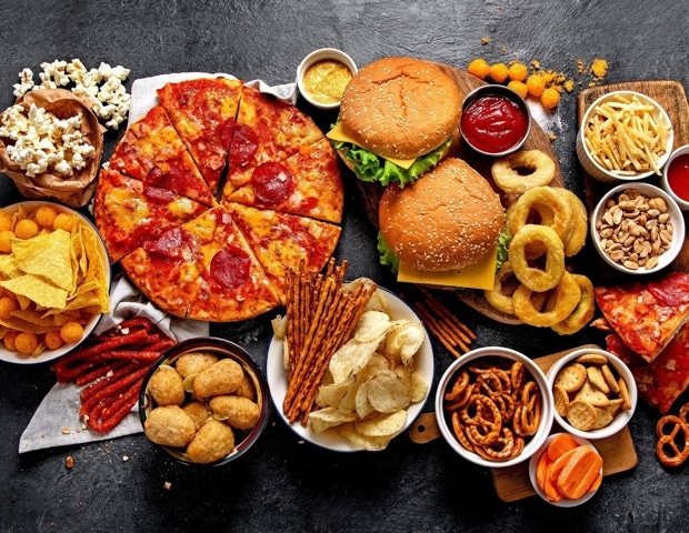 Ultra-processed food consumption increases the risk for prediabetes in young adults