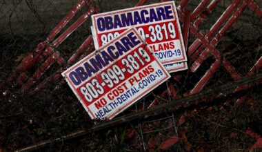 Exclusive: Americans waiting for Obamacare subsidies delay or drop health insurance
