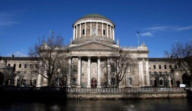 Woman who went rockclimbing to get over fear of heights sues over fall – The Irish Times