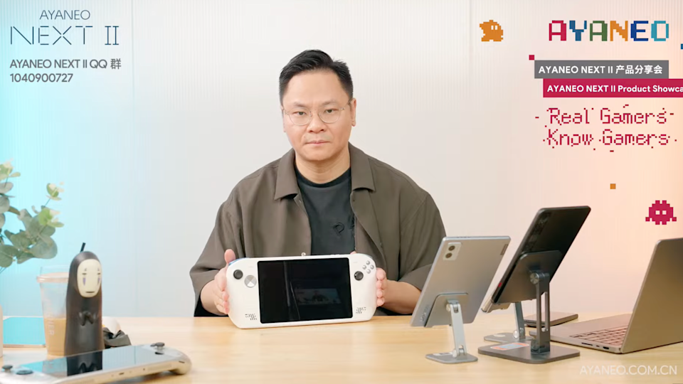Ayaneo showing off the Next II during its product showcase video.