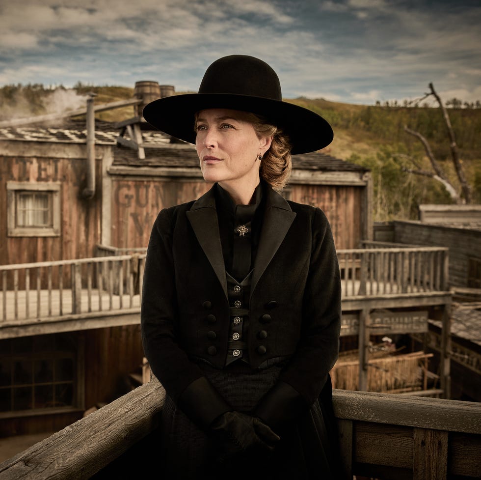 THE ABANDONS the abandons. gillian anderson as constance van ness. cr. matthias clamer/netflix © 2024