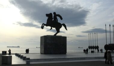 Death of sculptor Evangelos Moustakas