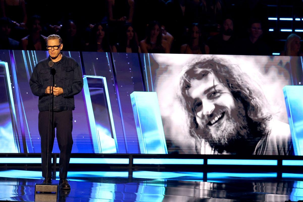 Bryan Adams Sings Joe Cocker's Praises at Rock Hall Induction