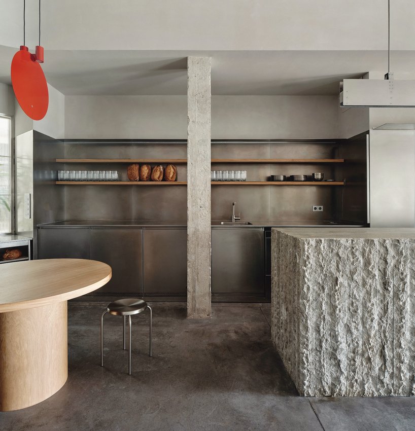 café's curved interiors by zooco estudio reflect art deco siboney building in spain