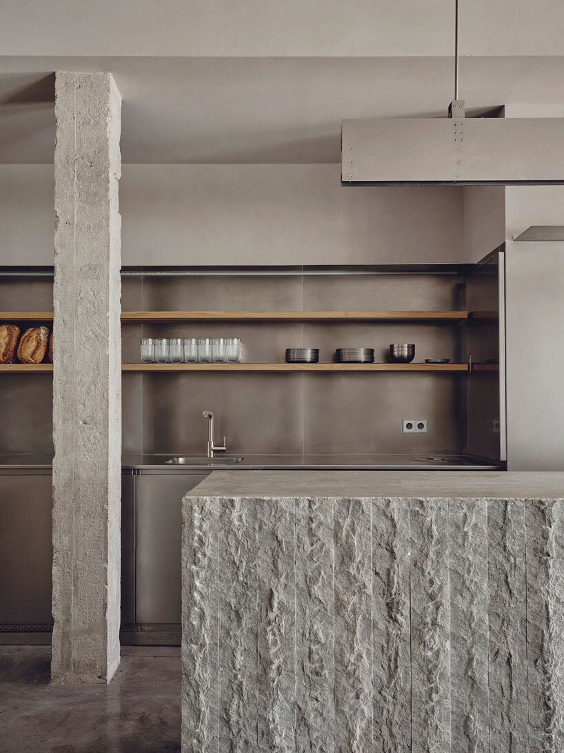 café's curved interiors by zooco estudio reflect art deco siboney building in spain