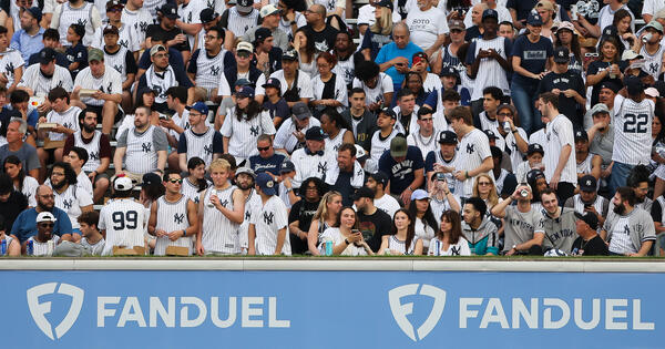 How Gambling Is Transforming the Experience of Sports