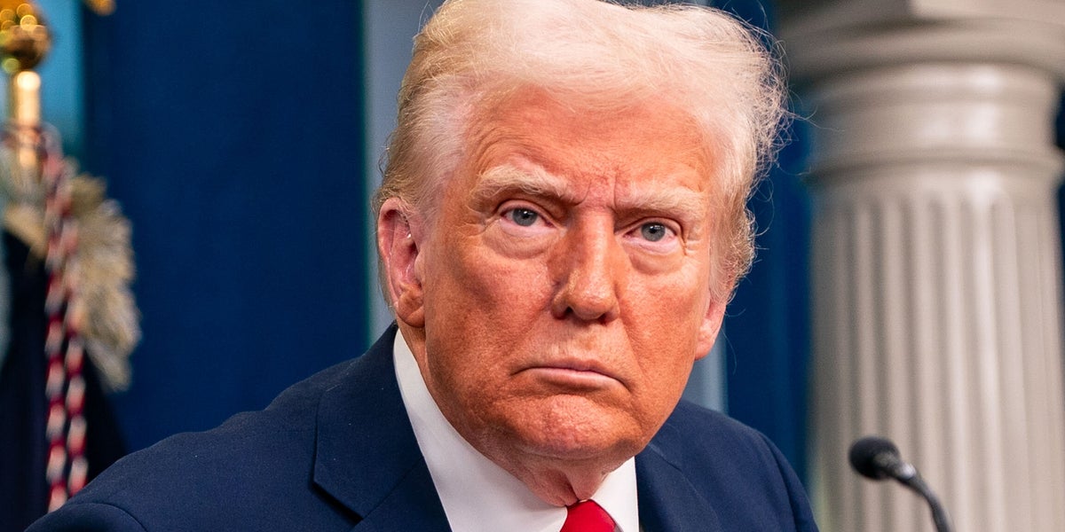 ‘No. No. No. No’: Harry Enten Says Trumpworld Selling Ice At North Pole With This Spin