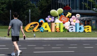 Alibaba Preps Big Revamp of Flagship AI App to Rival ChatGPT