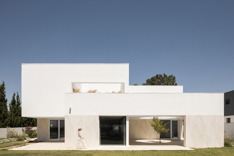 House of Verdizela / Estúdio AMATAM - Exterior Photography