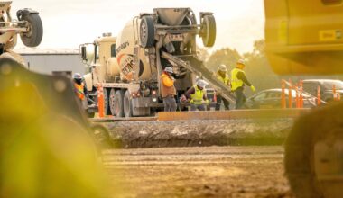 Private Sector Adds Jobs For The First Time In Three Months