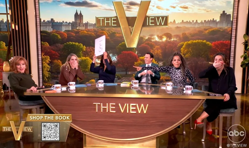 ABC Sara Haines reacts to mentalist revealing her PIN on 'The View'