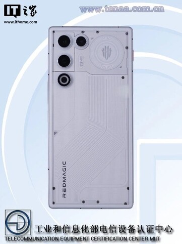 The RedMagic 11 Air has more camera rings and a patterned back. (Image source: ITHome) 