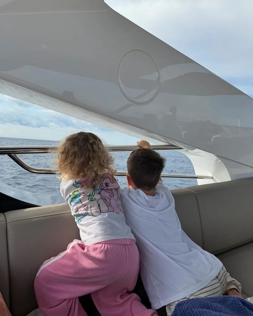 <p>Yacht Rocking as a Family</p>