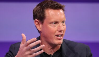 Paramount Says 600 Staffers Took Buyouts After Back To Office Mandate