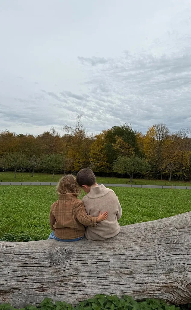 Rosie Huntington-Whiteley kids Jack and Isabella