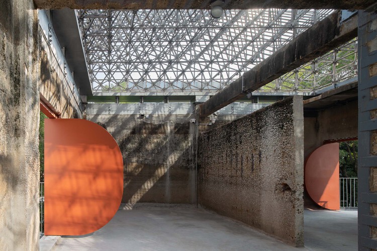 Dialogue with the Code: Calibrating Standards for Adaptive Reuse to Thrive - Image 1 of 34