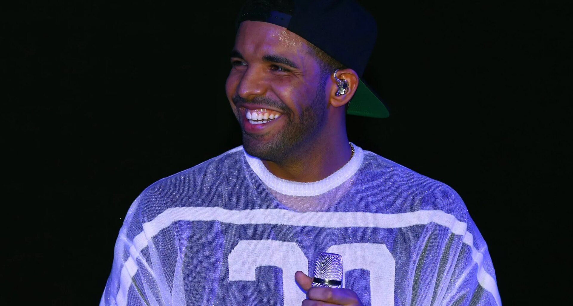 Drake Sparks New Album Buzz By Liking Post About “ICEMAN”