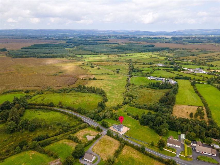The property is located in Sonnagh, Charlestown, County Mayo. Photo: DNG Cyril Burke.