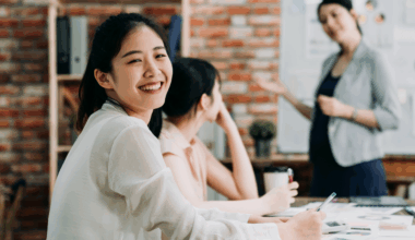 Singapore labour market holds firm in 2025 as permanent jobs hit record high, real incomes surge: MOM - People Matters - HR News